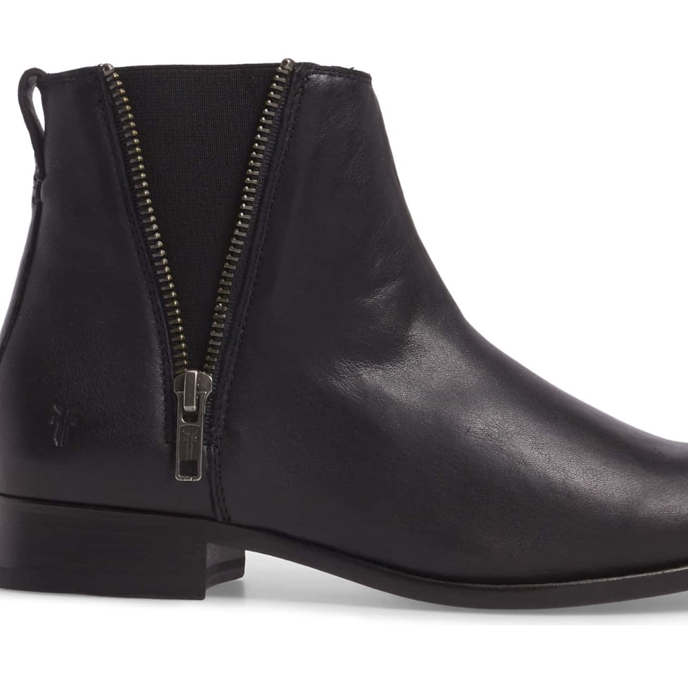 Carly Frye Chelsea Boots